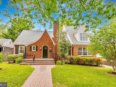 5001 14th St N, Arlington, VA, 22205