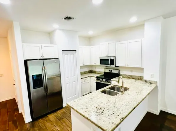 1129 Vermilion Dr, Lake Worth, FL 33461