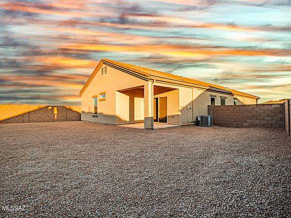 3rd image of 10359 N Tenaza Ct