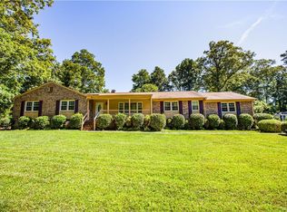 8820 Scotford Rd, North Chesterfield, VA 23236