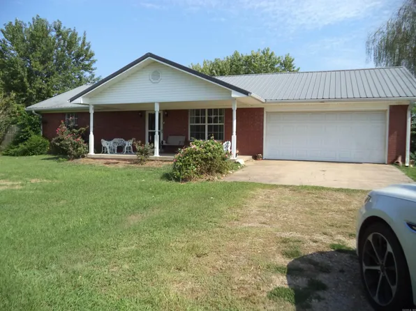 694 N Main St, Coal Hill, AR 72832