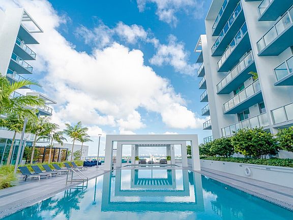 2nd image of 3900 Biscayne Blvd #Id1283068p