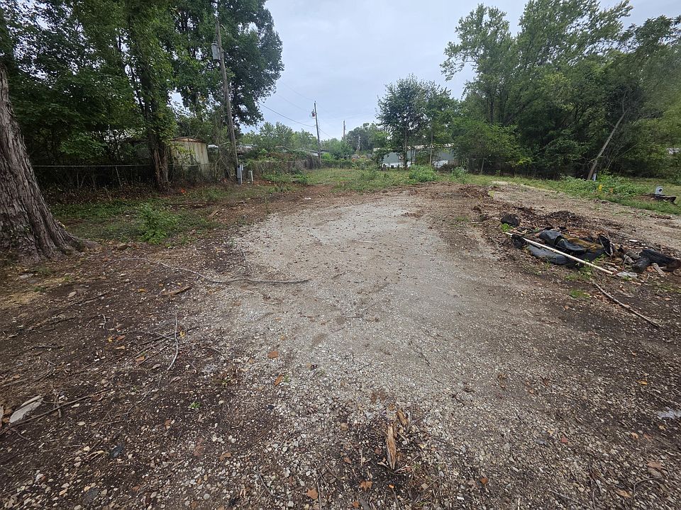 2nd image of 1643 W Valley Circle