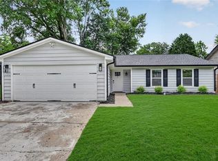 10375 Worthington Hills Mnr, Roswell, GA 30076