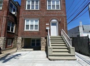 1129 Neill Ave, Bronx, NY 10461