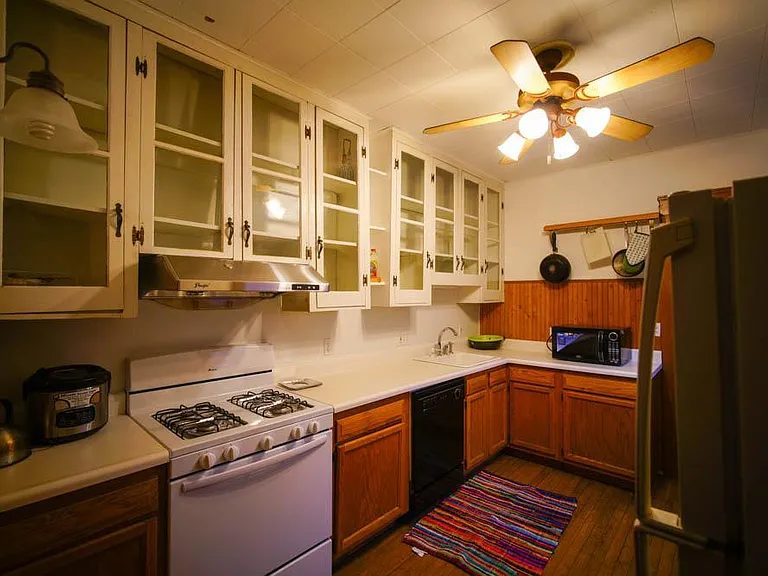 2596 Mayfield Rd #2 — Photo 8