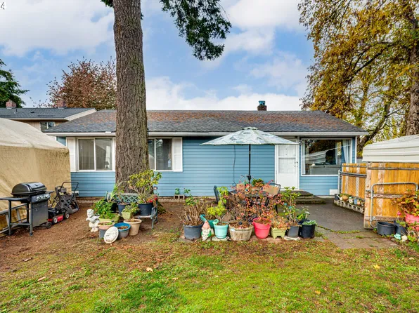 1206 Brandt Rd, Vancouver, WA 98661
