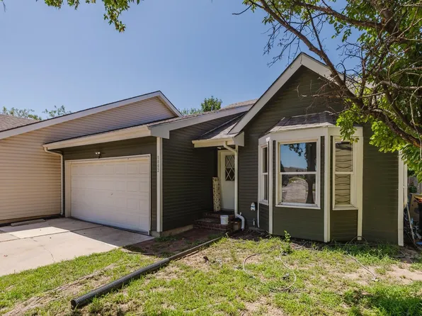 9802 E Boston Cir, Wichita, KS 67207