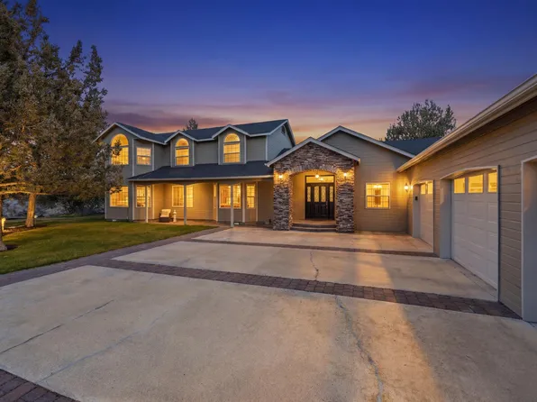 1500 NW 77th St, Redmond, OR 97756