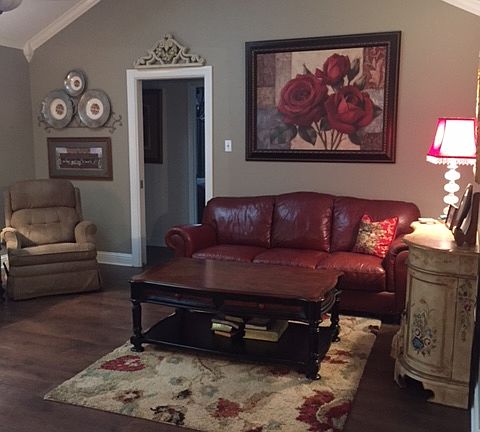 3rd image of 1 Woodfern Ln