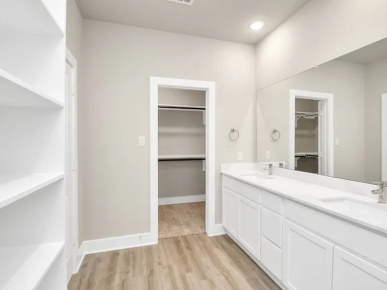 21035 Bay Village Dr #A — Photo 25