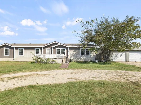 410 E Willowbrook Ln, Royse City, TX 75189