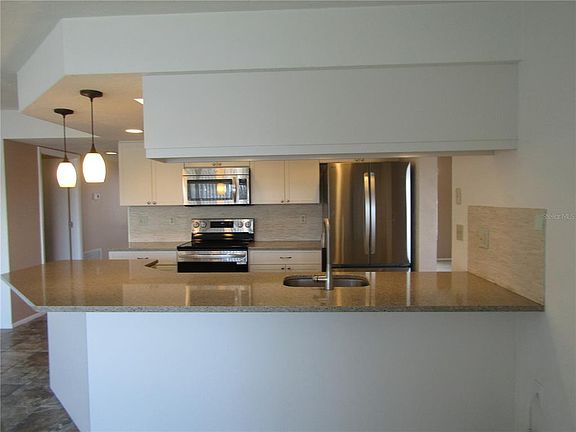 5th image of 1608 Lilliput Ct