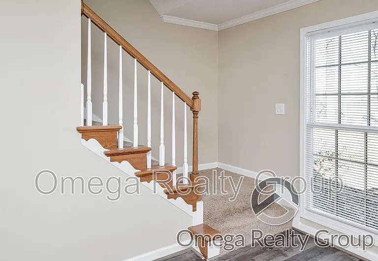 7504 Carrolwood Way — Photo 35
