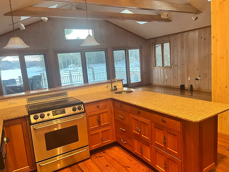 146 Crystal Pond Rd — Photo 8