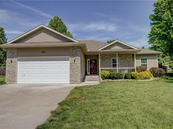19312 E 8th Street Ct S, Independence, MO 64056