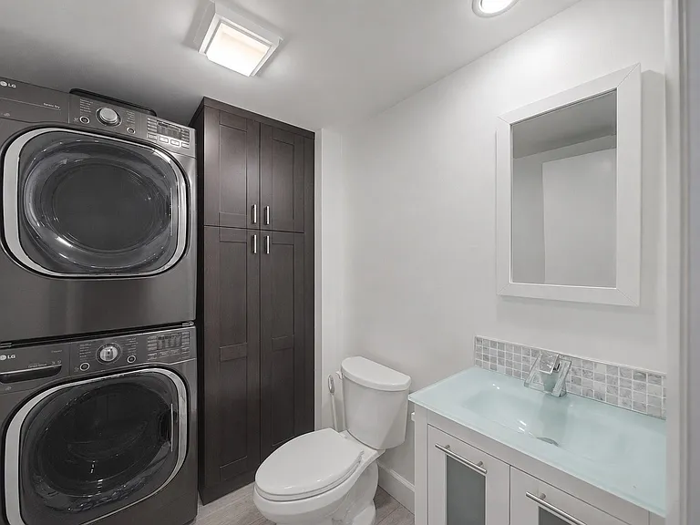 Fully remodelled bathrooms