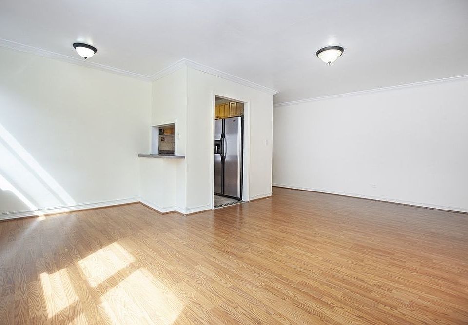 1st image of 6638 Yellowstone Blvd #3D