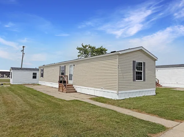 609 N Morton St #79, Saint Johns, MI 48879