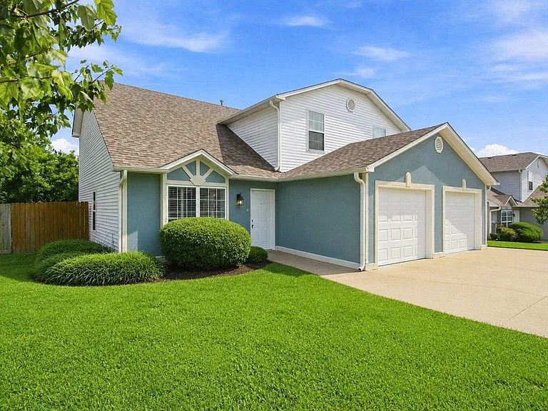 3518 Prescott Dr — Photo 1