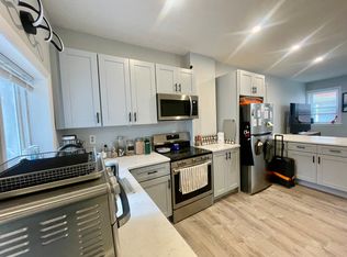 17 Cleveland Pl APT 2, Boston, MA 02113