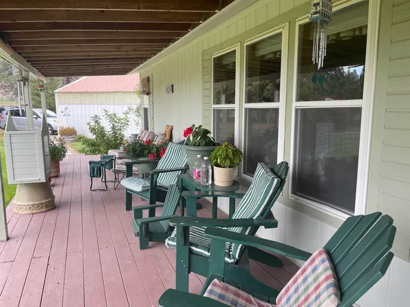 351 Greggs Rd, Newport, WA 99156