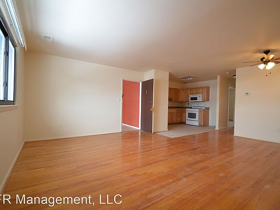 5th image of 1401 Weldon Pl S #7217482