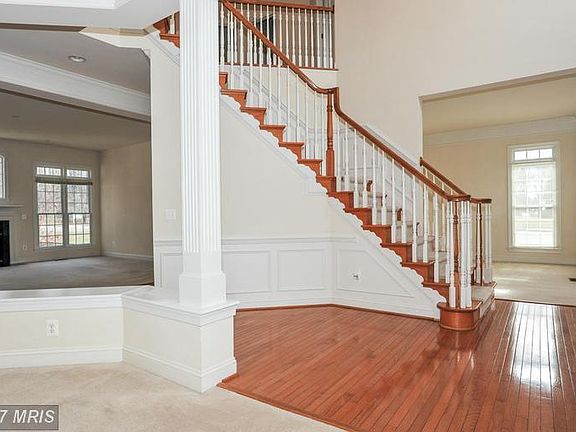 2nd image of 5261 Knight Arch Ct