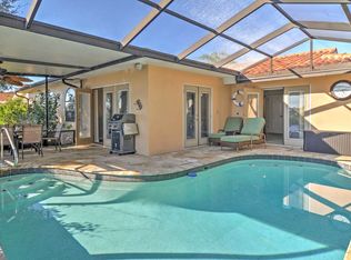 5356 Leeward Ln, New Port Richey, FL 34652