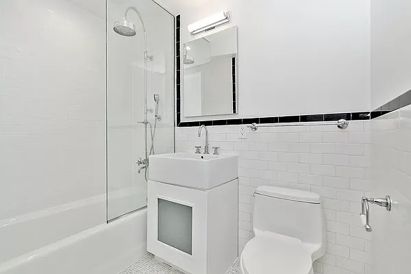 Rented by REAL New York | media 16