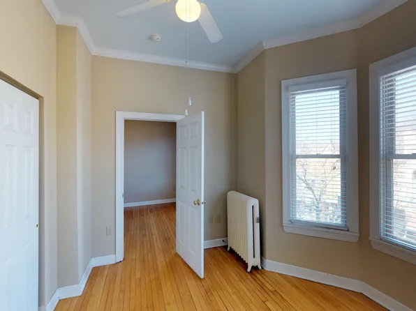 407 State St APT D, Madison, WI 53703