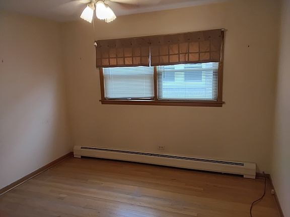 5th image of 2520 N Neva Ave #1