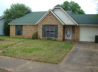 4276 Water Briar Rd, Millington, TN 38053