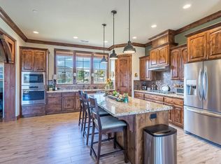 340 Stinson Loop, Redding, CA 96003