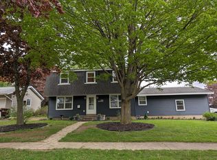 186 Westview Dr, Alma, MI 48801