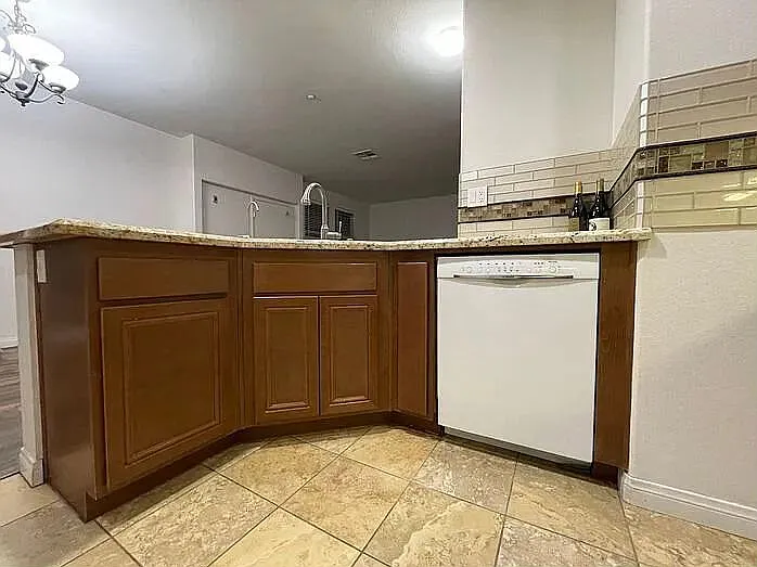 16935 Laurel Hill Ln #174 — Photo 7