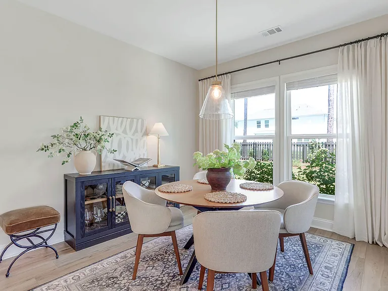 72 McRorrie Dr — Photo 14