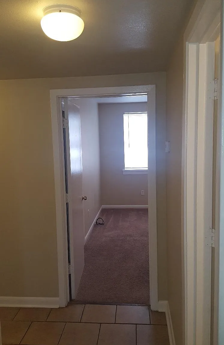 2 bed, 768 sqft, $1,495 — Photo 2
