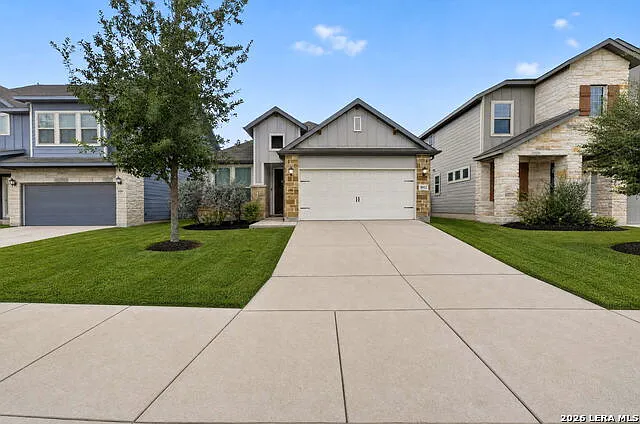 3 bed, 2.0 bath, 1857 sqft, $1,900 — Photo 4