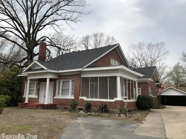 317 W 13th Ave, Pine Bluff, AR 71601