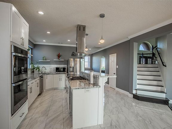 5th image of 33968 Fm 521 Rd