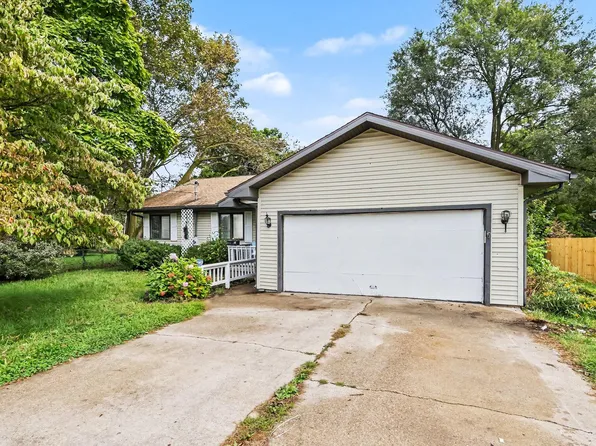 69089 Section St, Edwardsburg, MI 49112