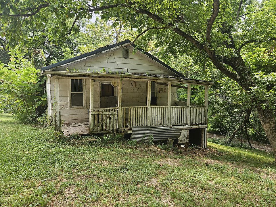 1st image of 17882 3rd Street