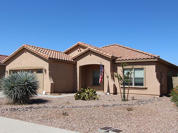3rd image of 1809 N Greenway Ln