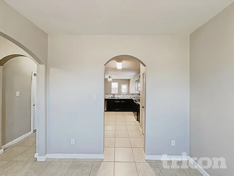 6008 Obsidian Creek Dr — Photo 10