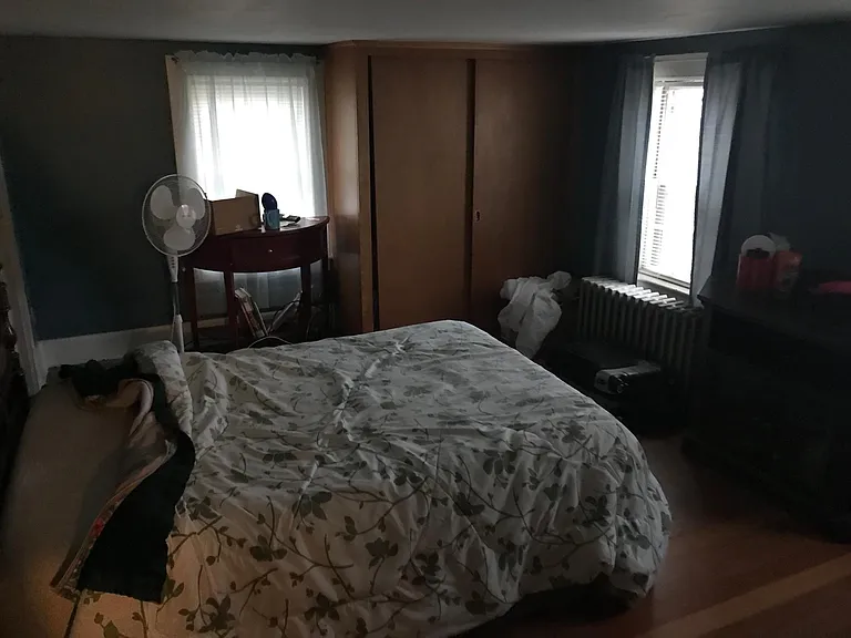 29 Washington St — Photo 8