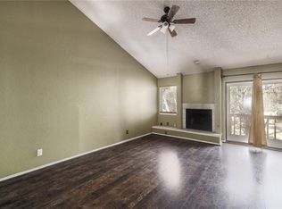 9100 Mountain Ridge Dr APT 209, Austin, TX 78759