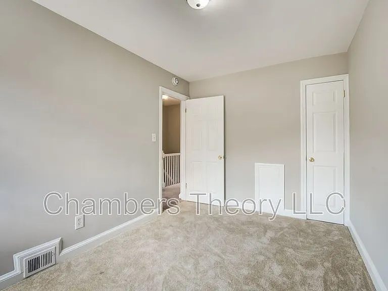 1417 Downing St NE — Photo 36
