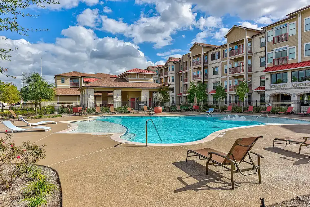 Bella Palazzo Luxury Apartment Community — Photo 1