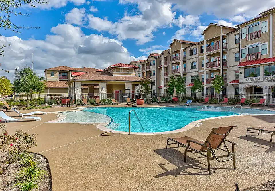 Bella Palazzo Luxury Apartment Community